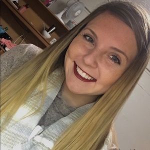 Meet your Posher, Savana